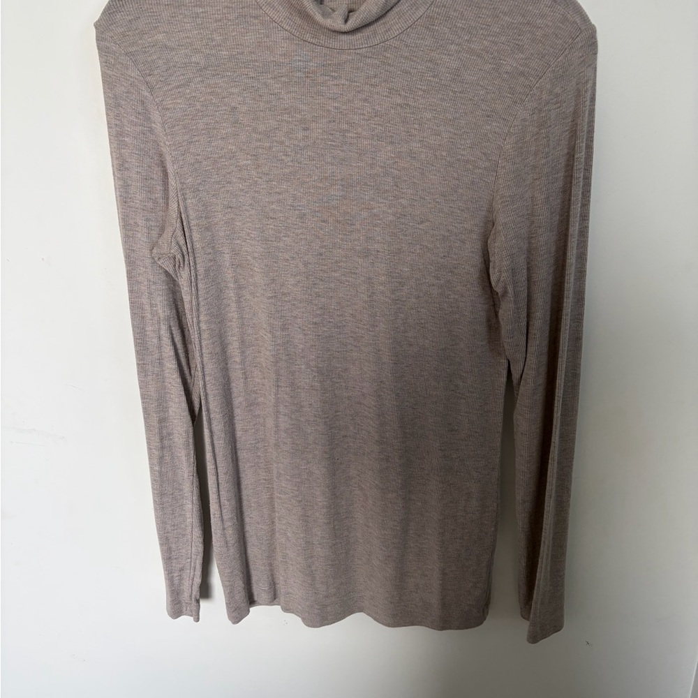 Wilfred Taupe Long Sleeve Tee